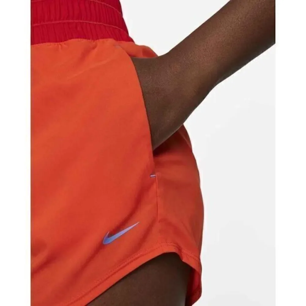 NIKE Ultra High Waisted Dri Fit 3